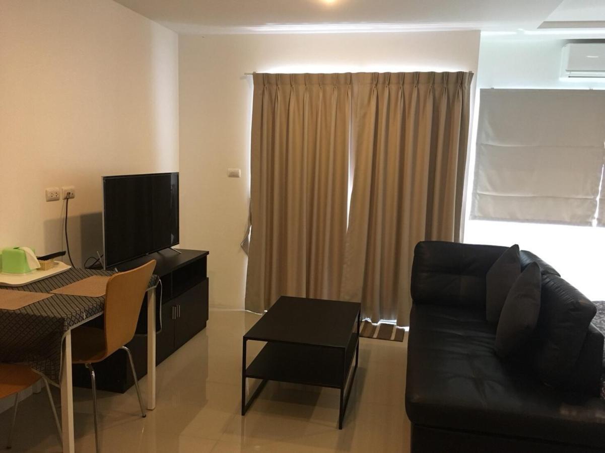 Trio Gems Condo Jomtien Exterior foto